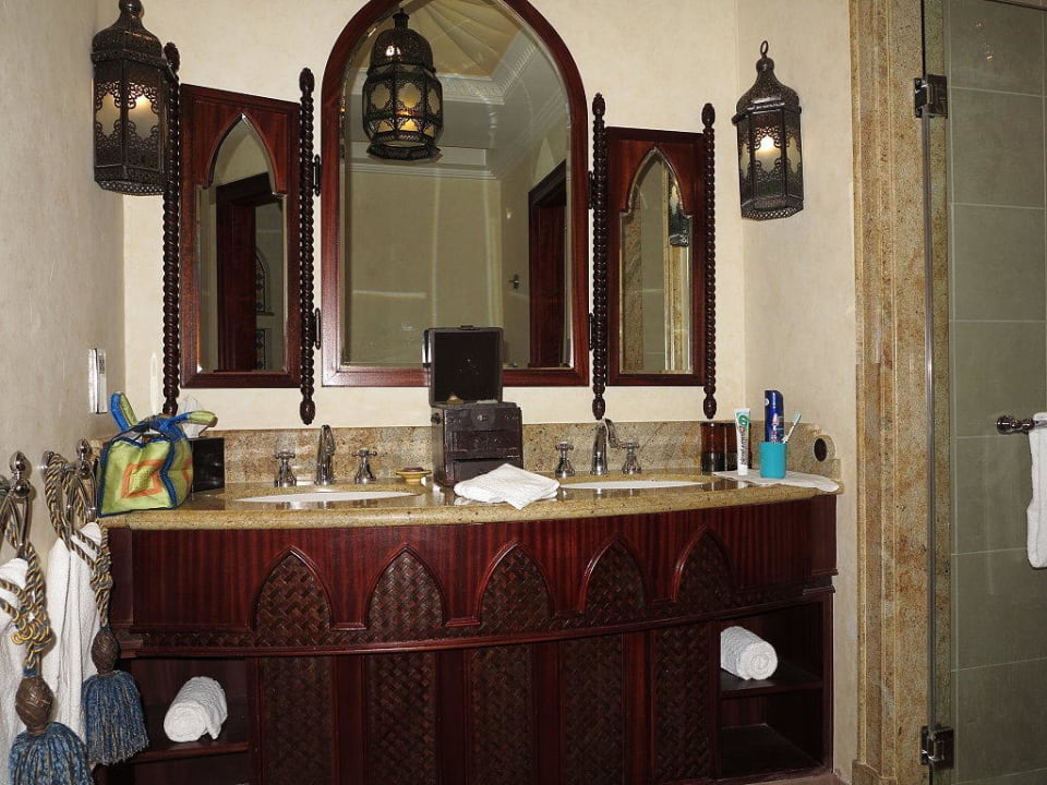 Bad Jumeirah Mina Al Salam