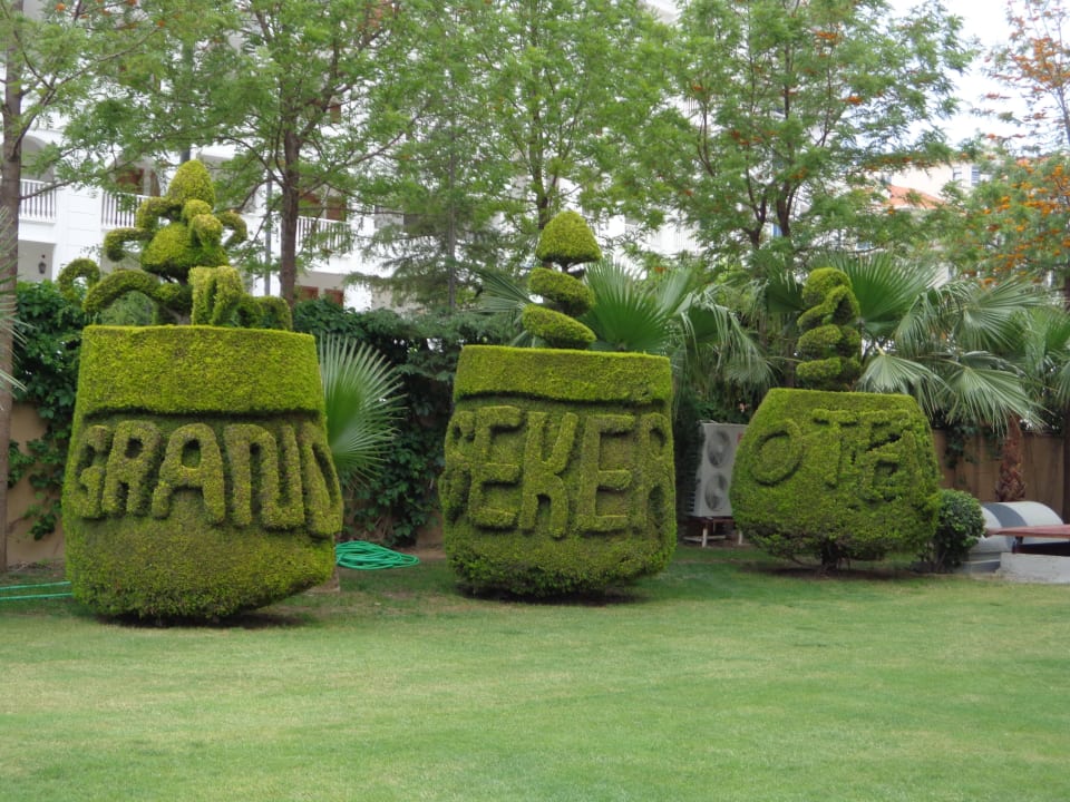 Gartenanlage Grand Seker Hotel