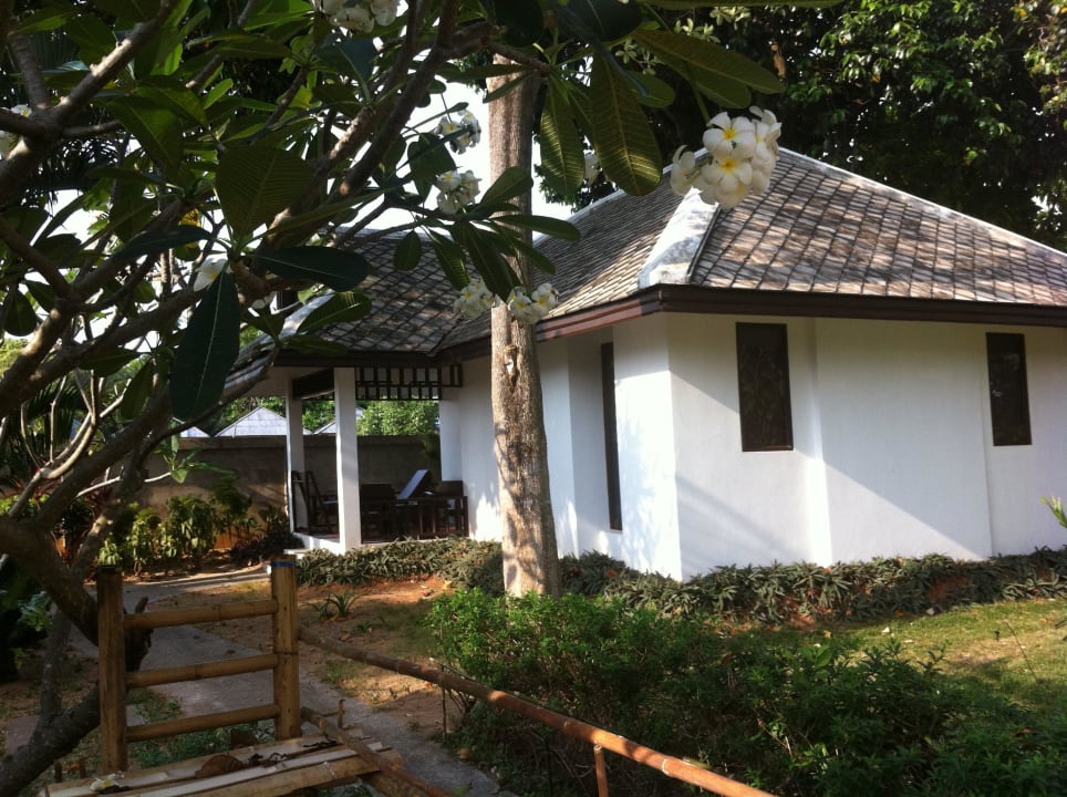Unser Bungalow im Garten Lamai Wanta Beach Resort