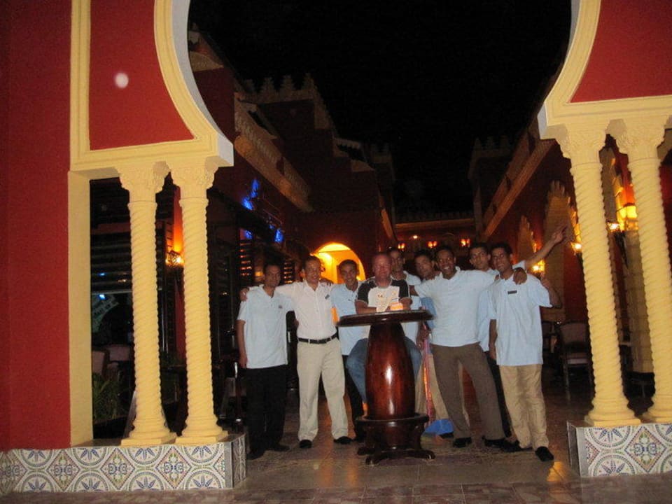 Super Team von Jazzbar und Cafe` Pickalbatros Alf Leila Wa Leila Resort - Neverland Hurghada