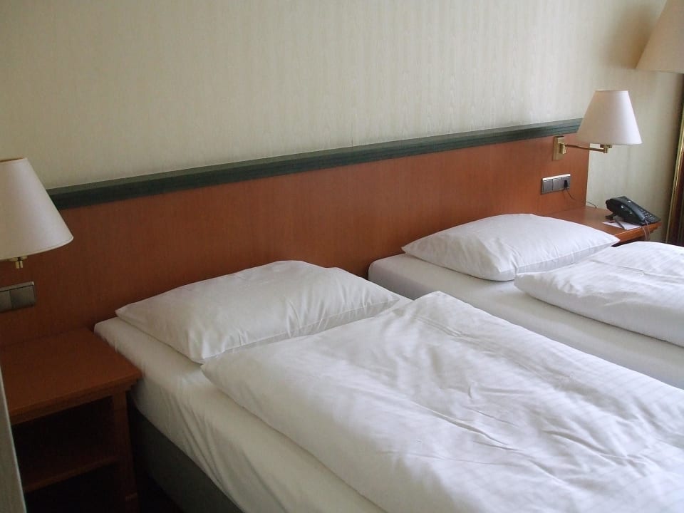 Doppelbett Vienna House by Wyndham Thüringer Hof Eisenach