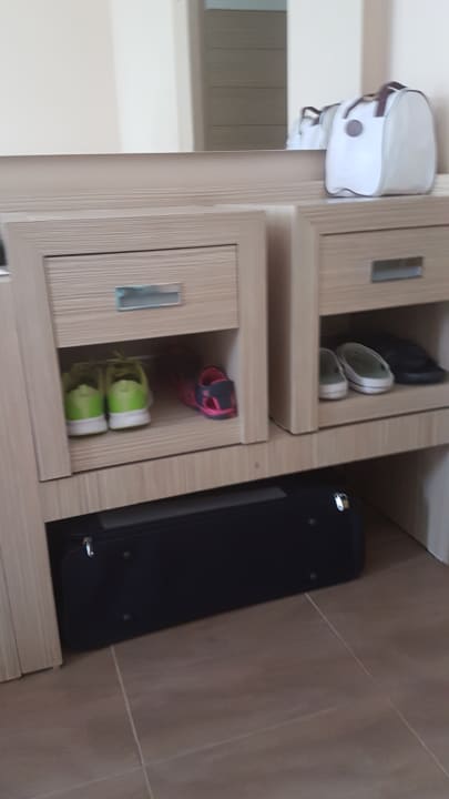 Zimmer Kaila Beach Hotel