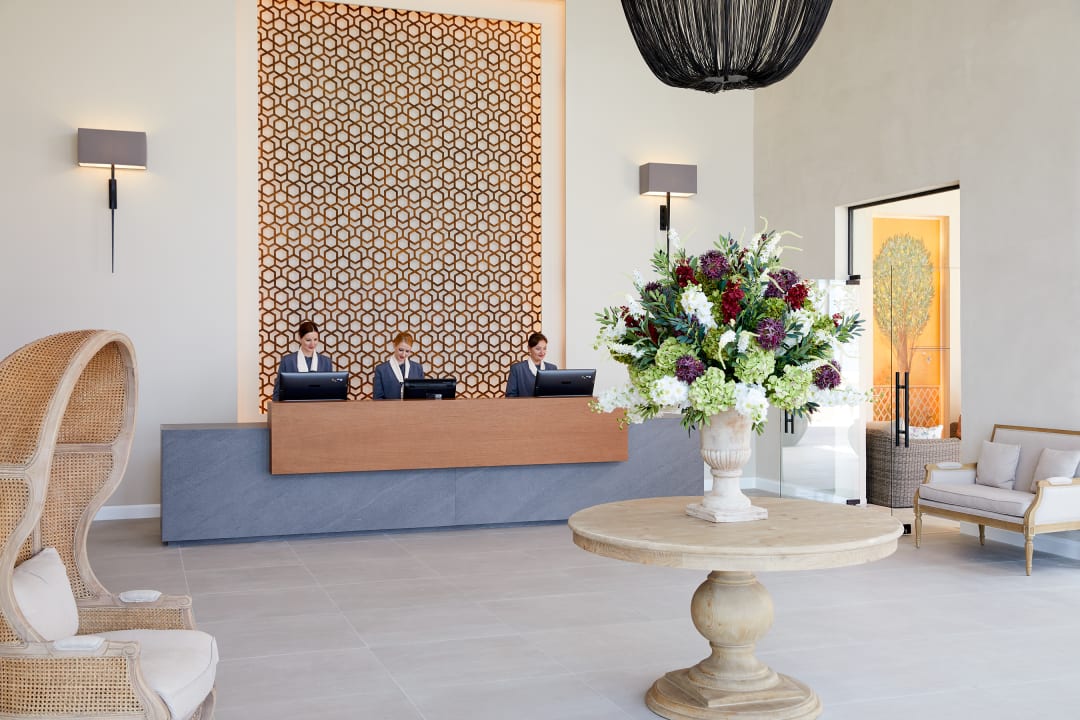 Lobby Nido, Mar-Bella Collection