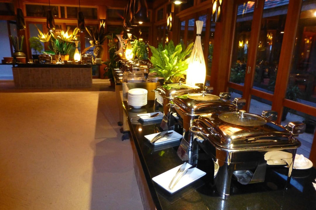 Frühstücksbuffet Vilamendhoo Island Resort & Spa