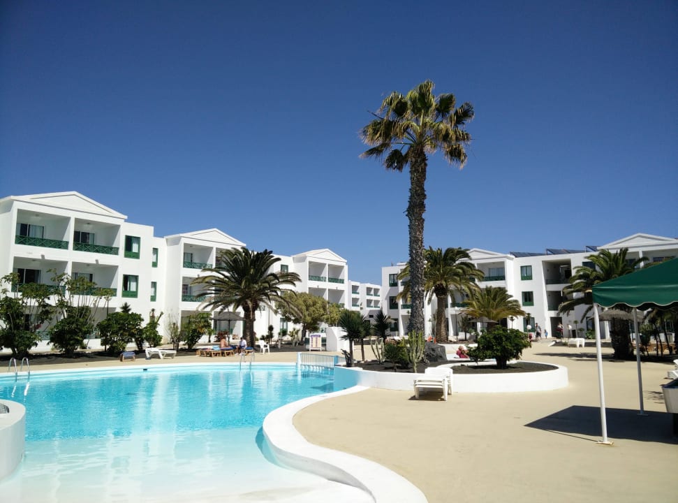 Ein toller Blick auf die Anlage BLUESEA Apartamentos Costa Teguise Beach