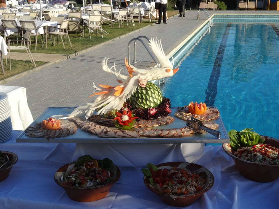 Barbecue am Pool Civitel Creta Beach