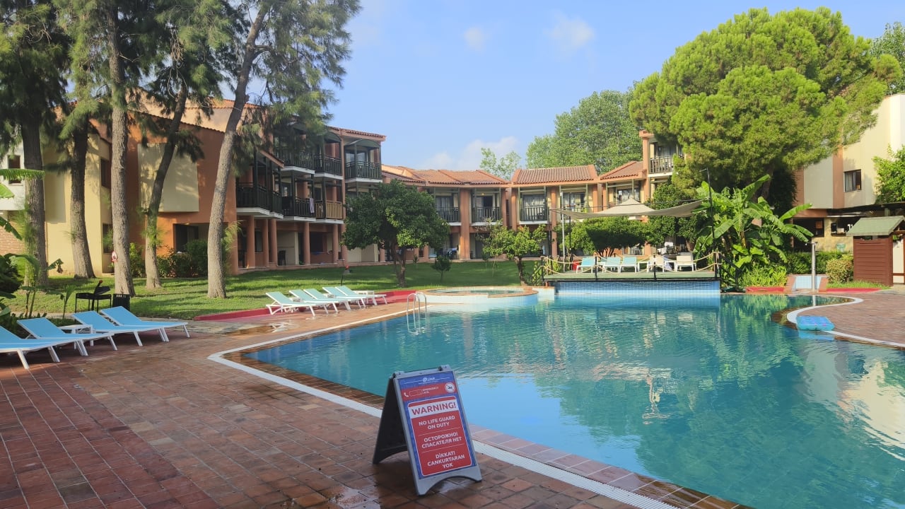 Pool Limak Limra Hotel & Resort