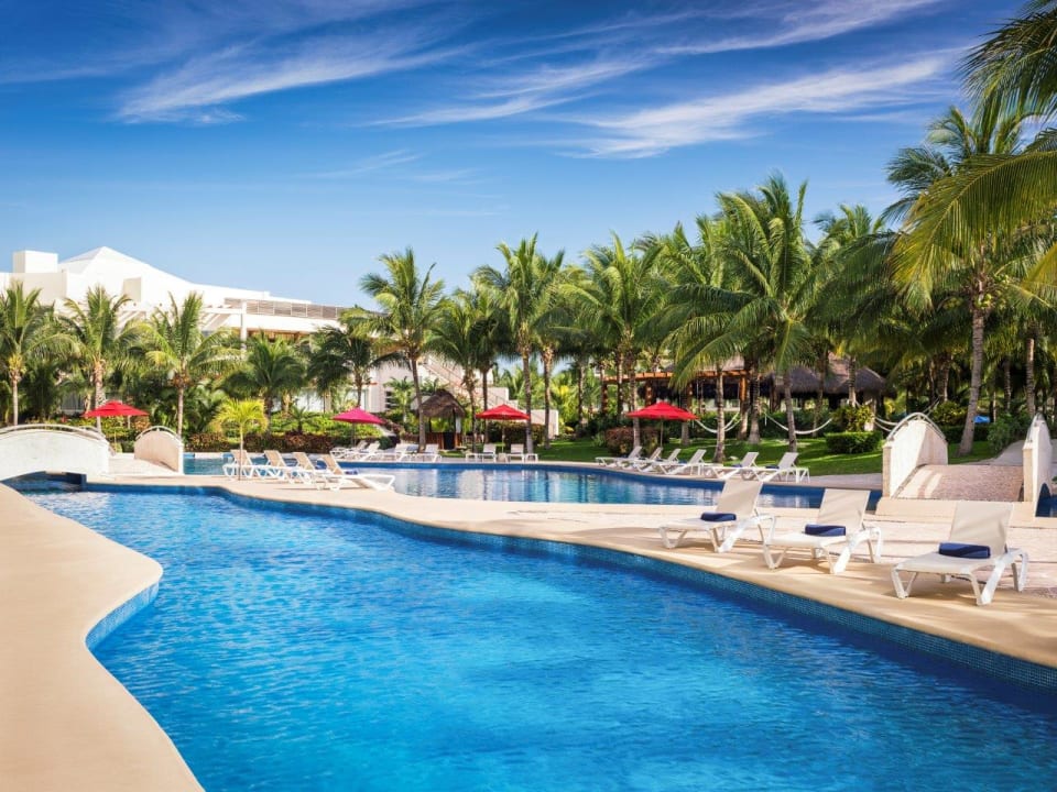 Pool Azul Beach Resort Riviera Cancun by Karisma