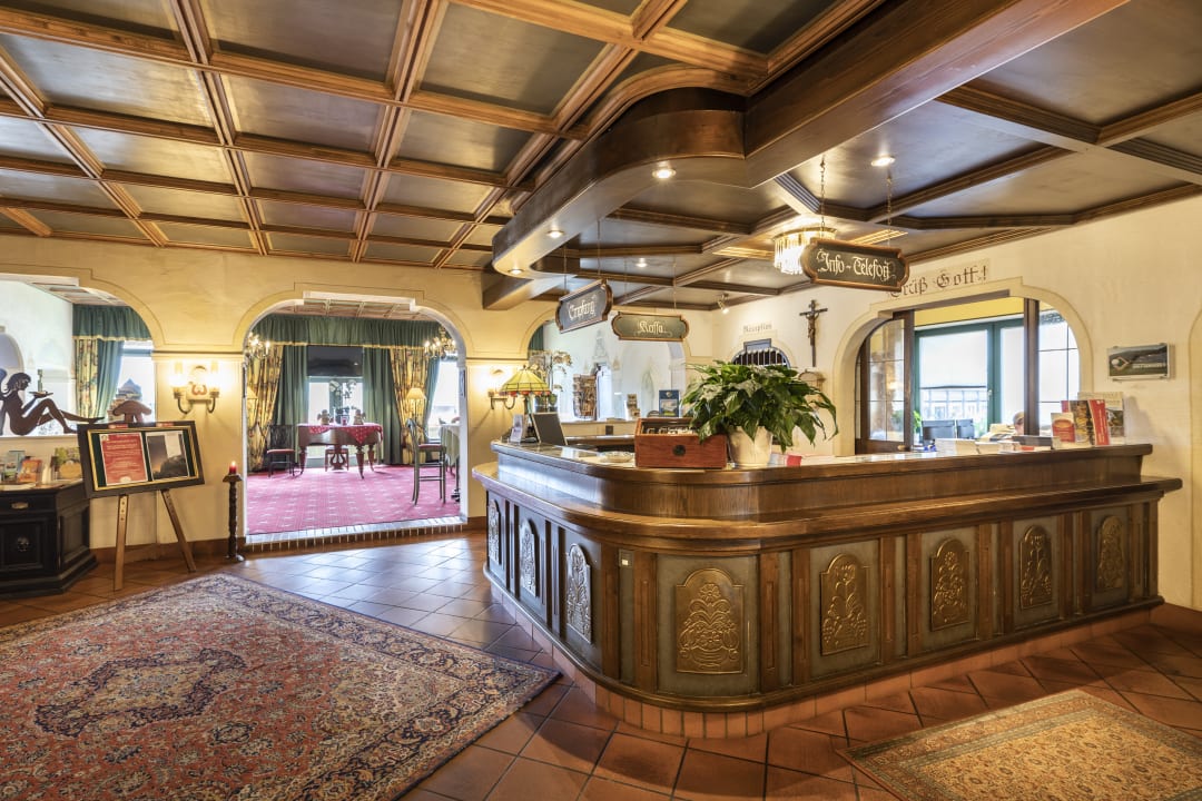 Lobby Hotel & Restaurant Wastlwirt