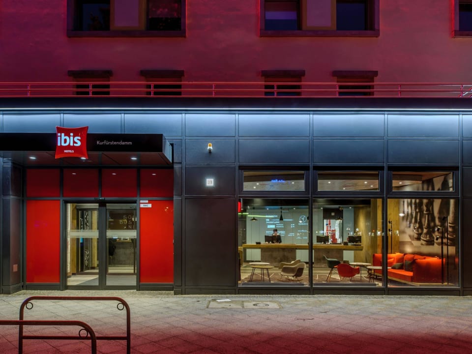 Außenansicht ibis Berlin Kurfürstendamm