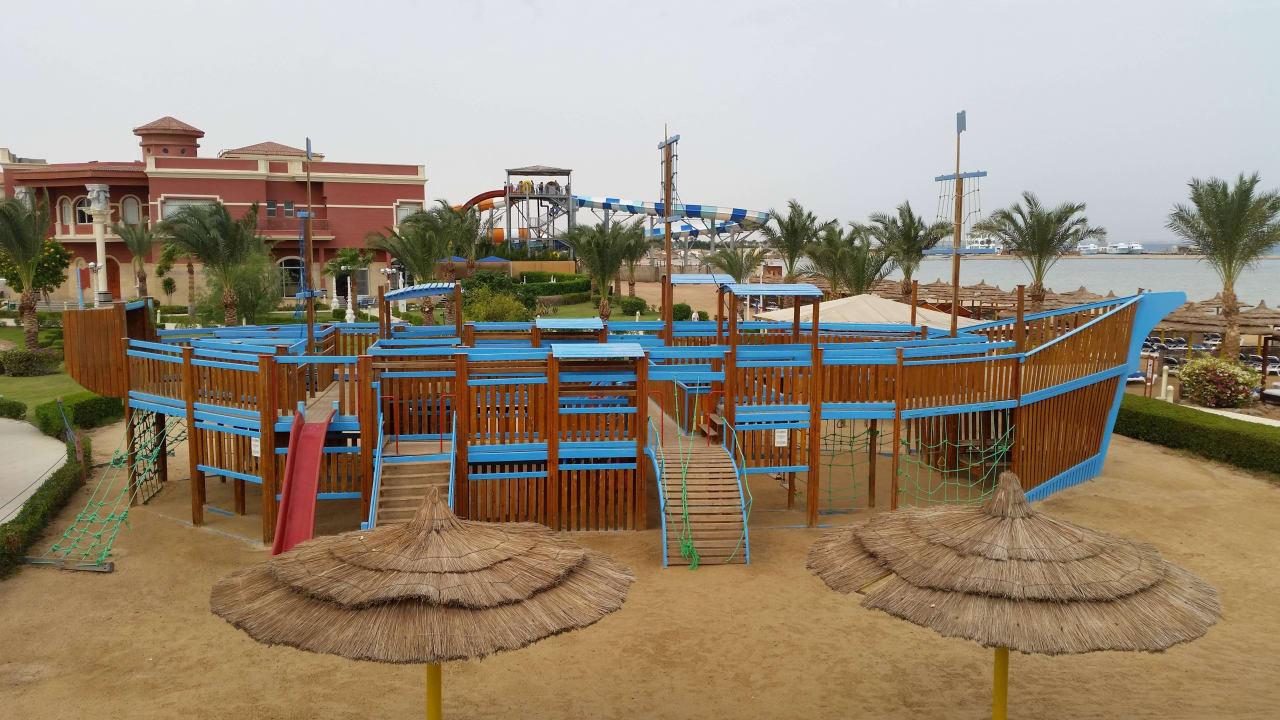 Der Spielplatz Titanic Beach Spa & Aqua Park