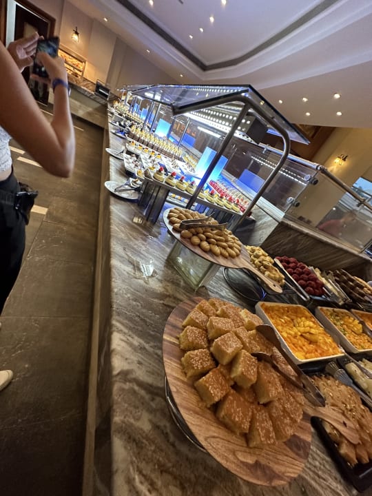 Gastro Serenity Alpha Beach