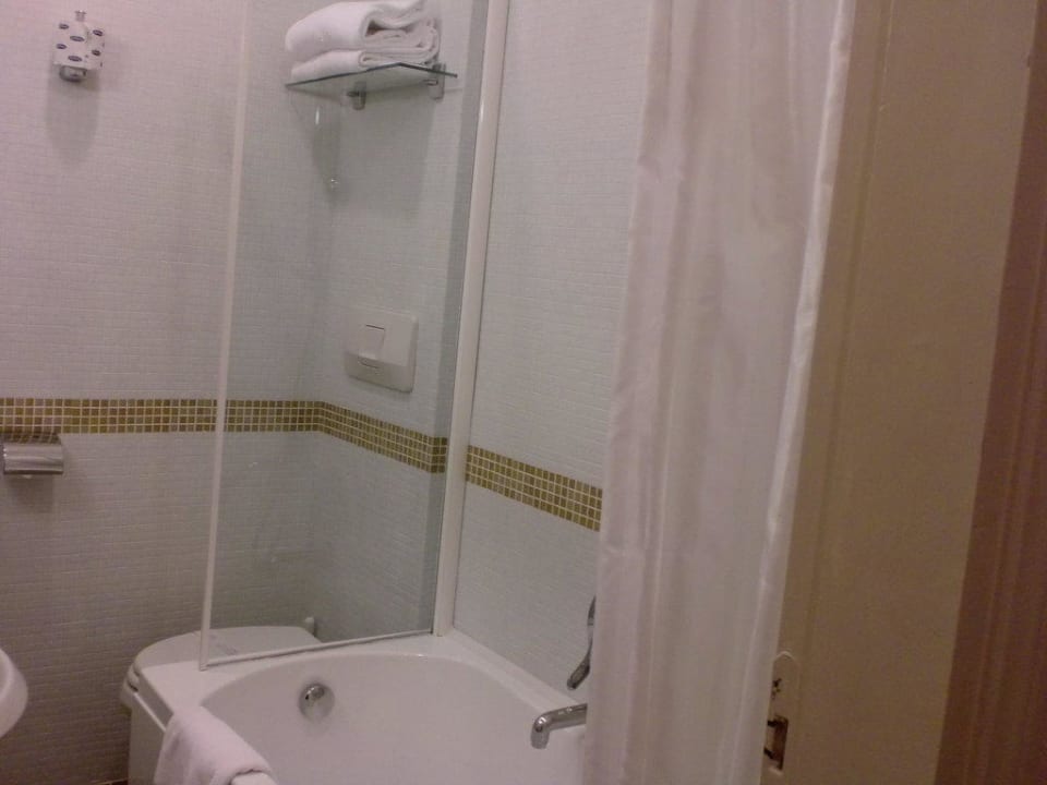 Badezimmer Hotel American Palace Eur