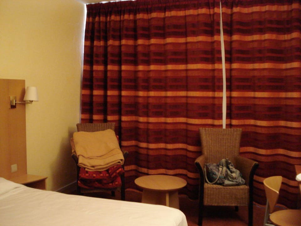 Zimmer Best Western Le Patio des Artistes