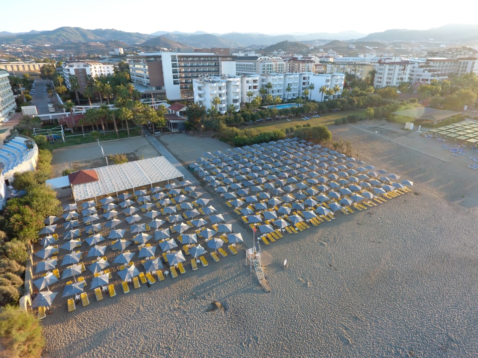 Strand Hotel Royal Garden Beach