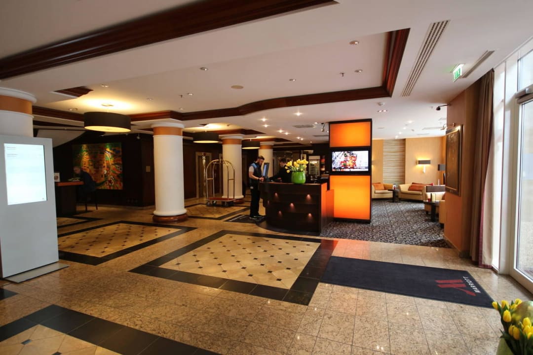 Eingangsbereich Leipzig Marriott Hotel