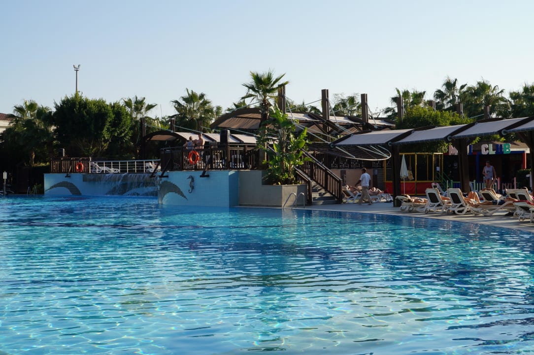 Pool mit Wasserfall Aydinbey Kings Palace & Spa