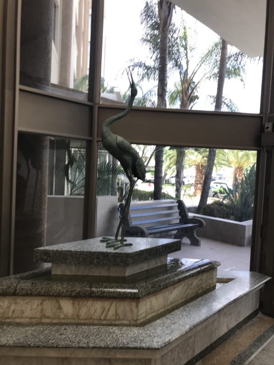 Lobby Safari Court Hotel