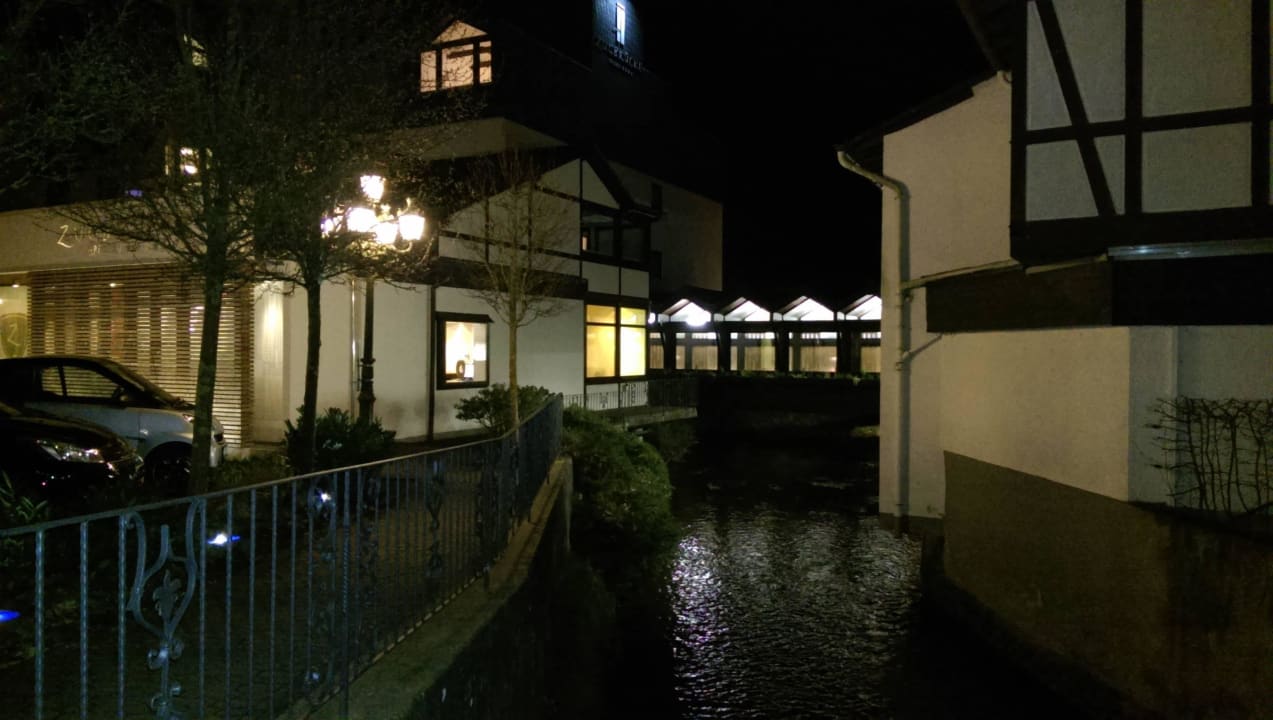 Romantischer Ausblick Hotel Zugbrücke Grenzau