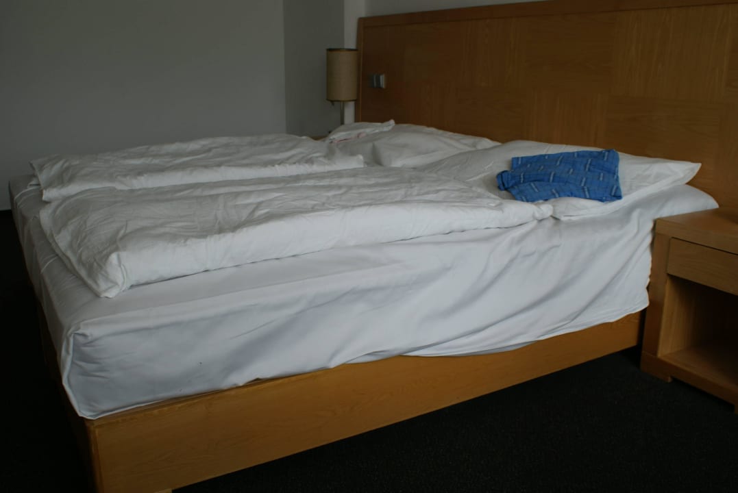 Zimmerservice, Betten vom Personal gemacht Wellness Hotel Frymburk