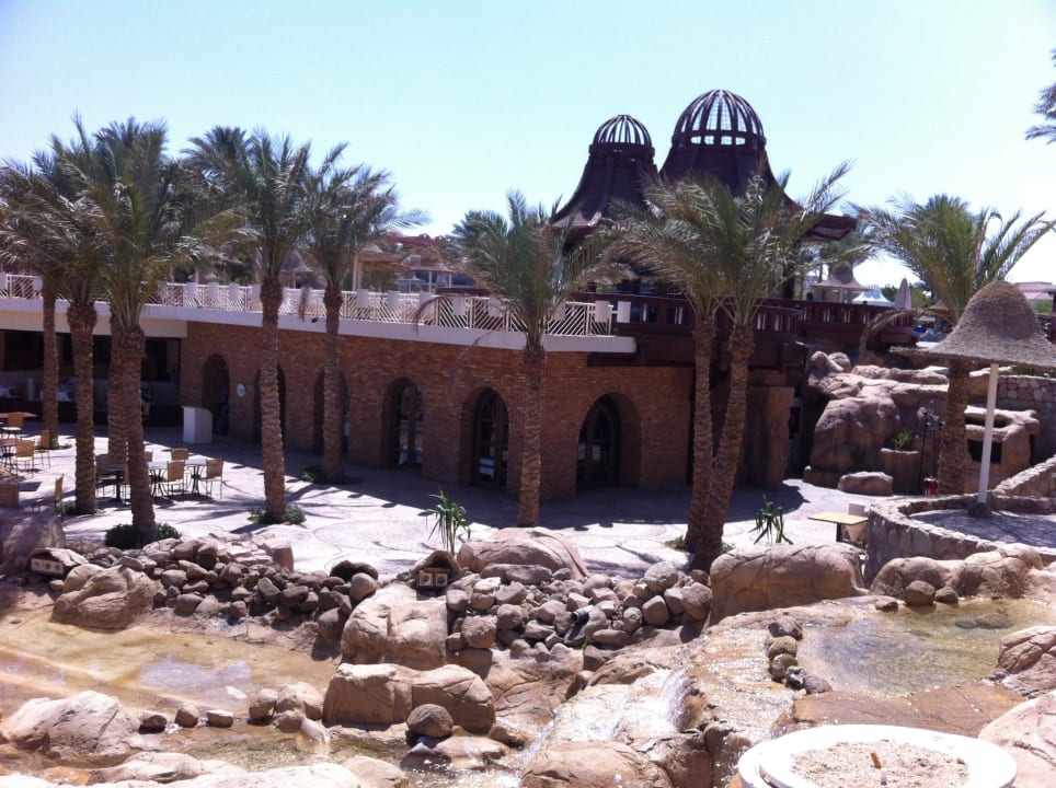 N k,n  ,. Parrotel Beach Resort