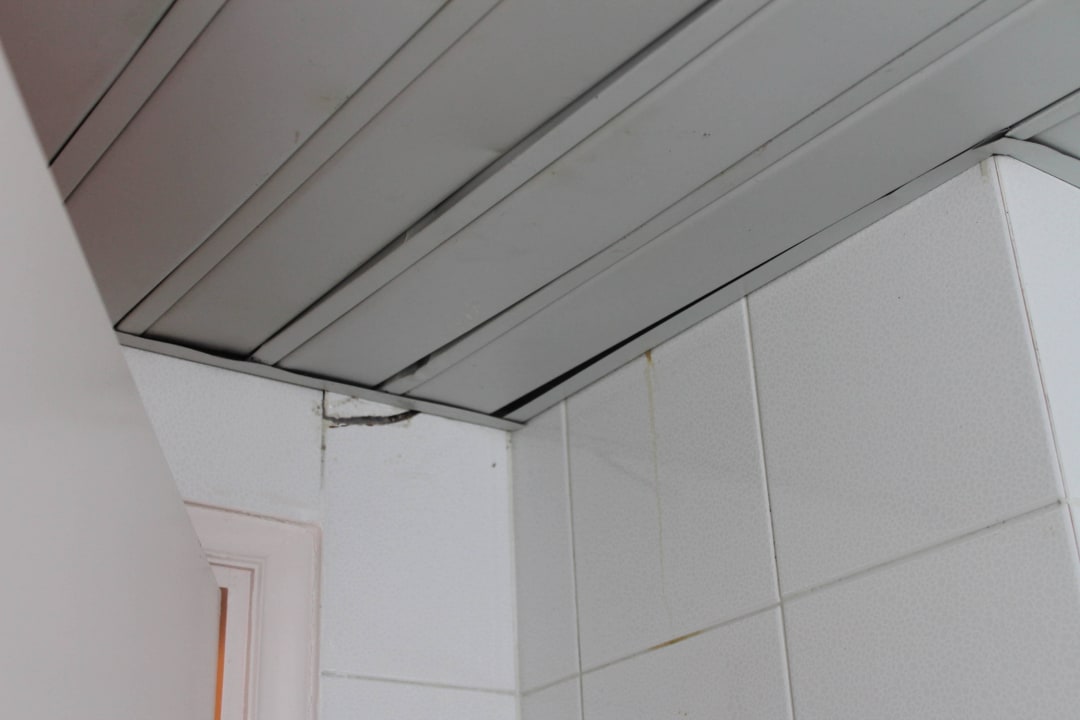 Blechdecke im Bad Hotel Golden Odyssey