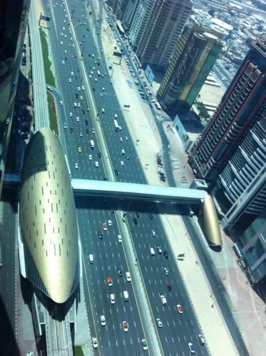 Станция метро Rose Rayhaan by Rotana