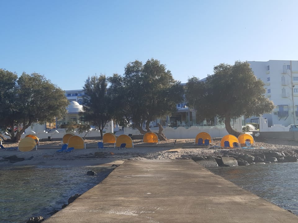 Strand Hotel Serita Beach