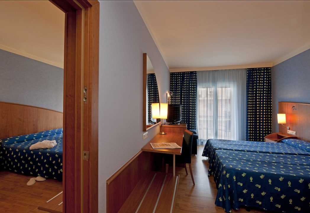 Family room Hotel Delfin