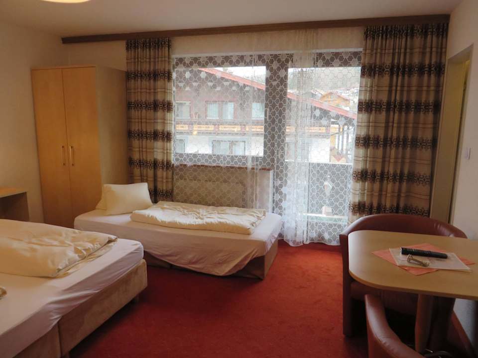 Blick ins Zimmer Hotel Feneberg