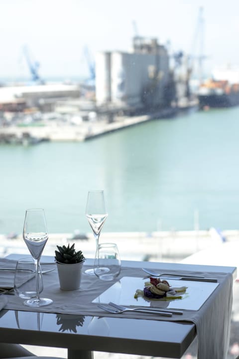 Restaurant - SeePort Hotel  SeePort Hotel Ancona