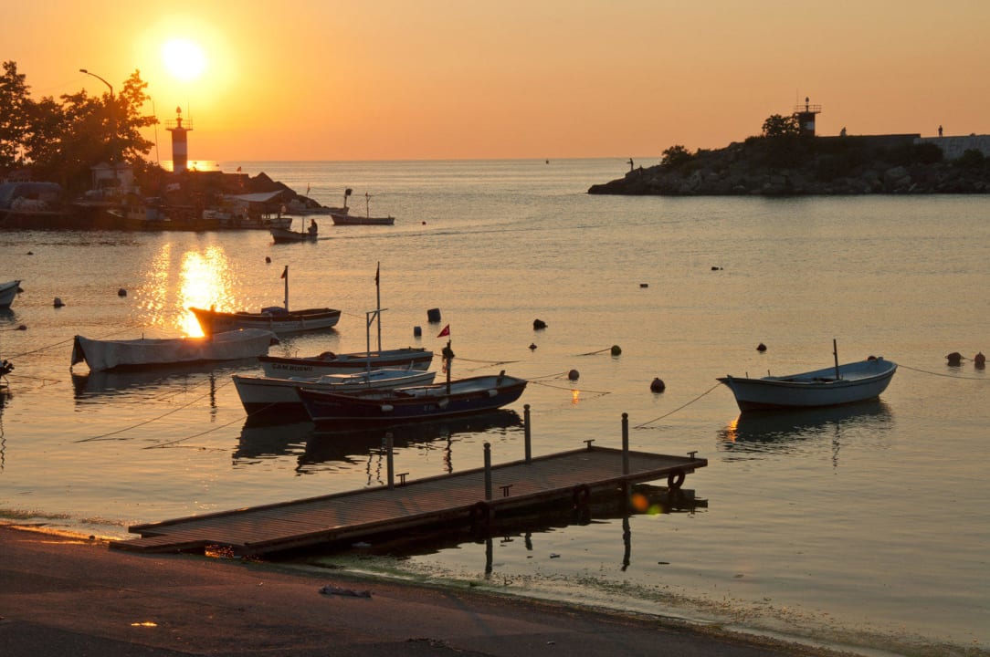 SURAROUND Sky Tower Hotel Akçakoca Conventıon & Spa Center