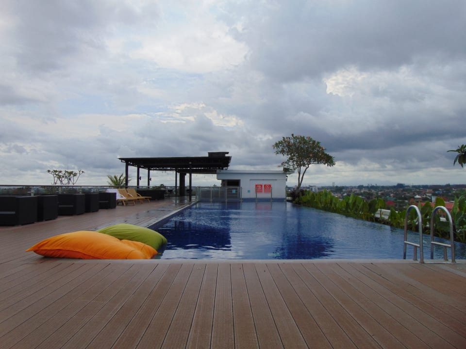 Pool Innside by Melia Yogyakarta