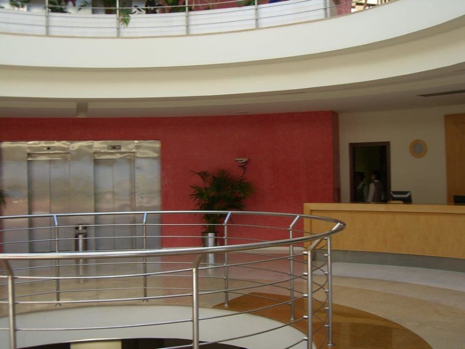 Rezeption Grand Hotel Holiday Resort