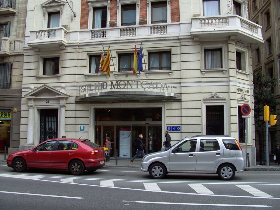 Eingang Hotel H10 Montcada