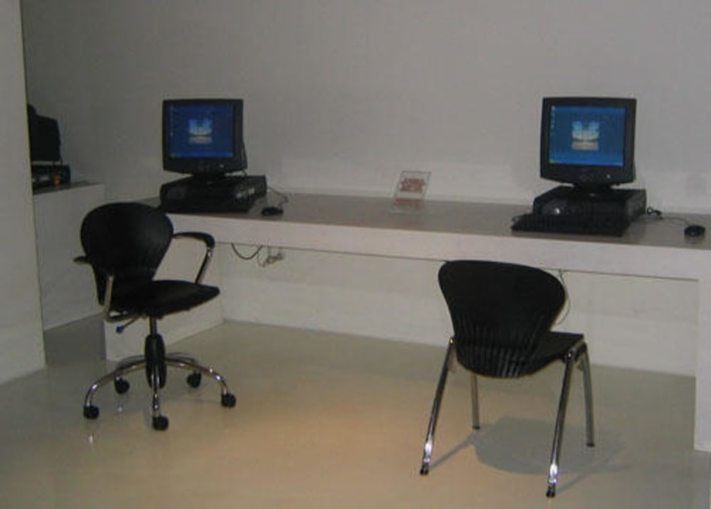 Internet Hotel SU & Aqualand