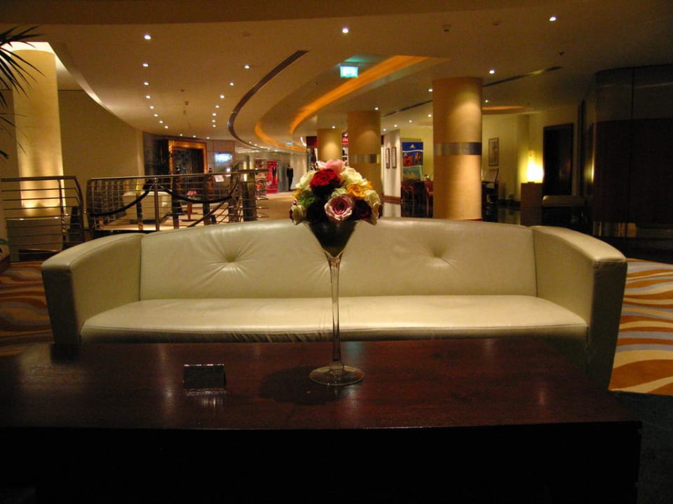 Edle Gemütlichkeit Hotel Le Meridien Al Aqah Beach Resort