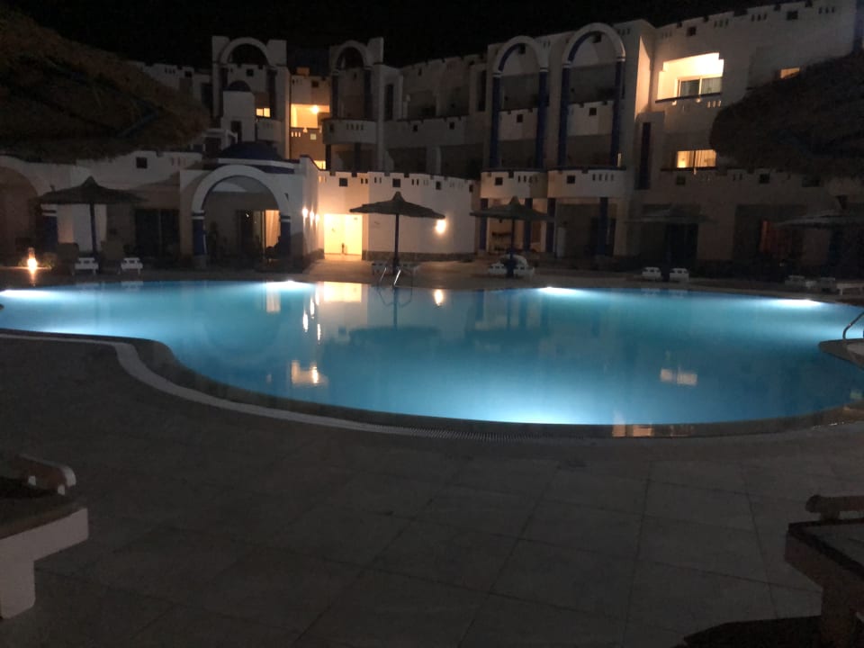 Pool Coral Sun Beach