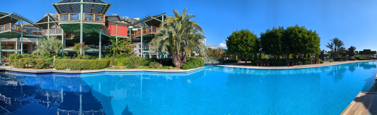 Pool Limak Lara Deluxe Hotel & Resort