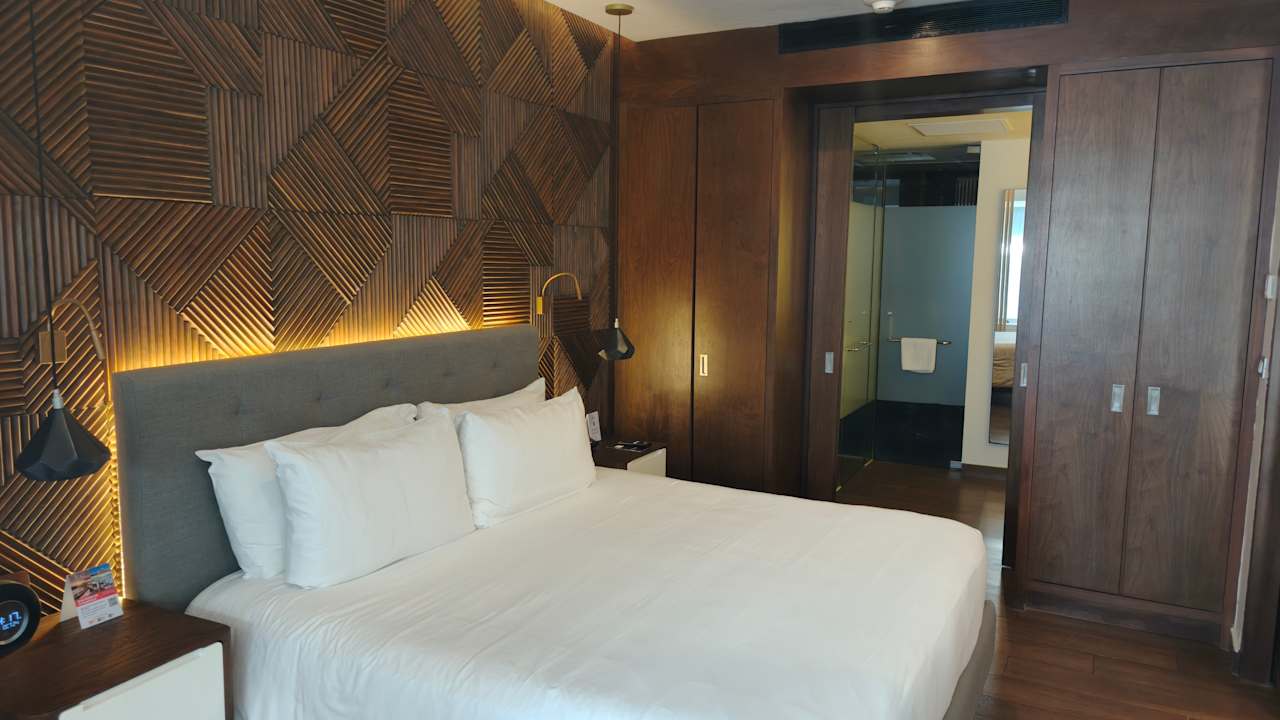 Zimmer The Fives Downtown Hotel & Residences, Curio Collection by Hilton