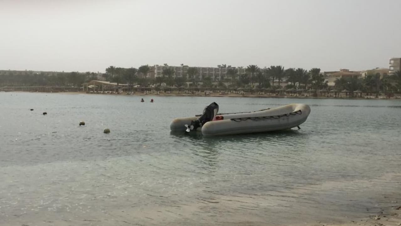 Strand Brayka Bay Resort