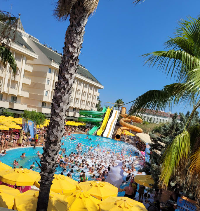 Pool Calimera Hane Garden