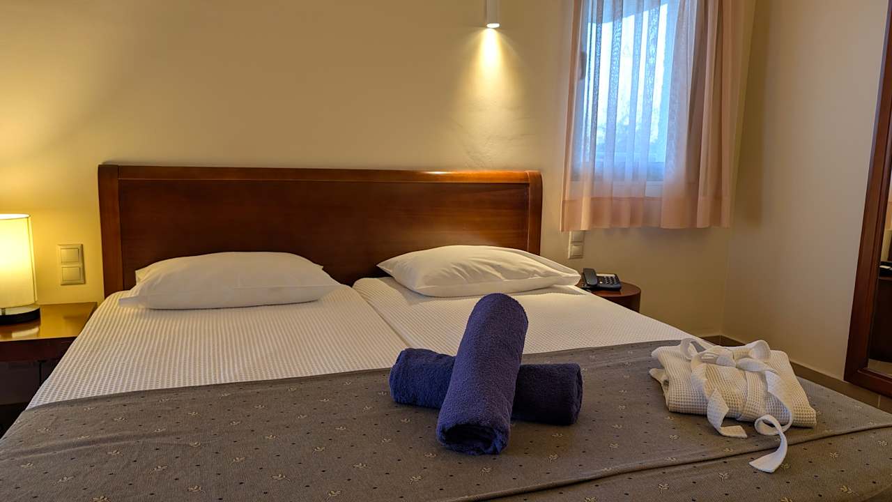 Zimmer Apollonia Beach Resort & Spa