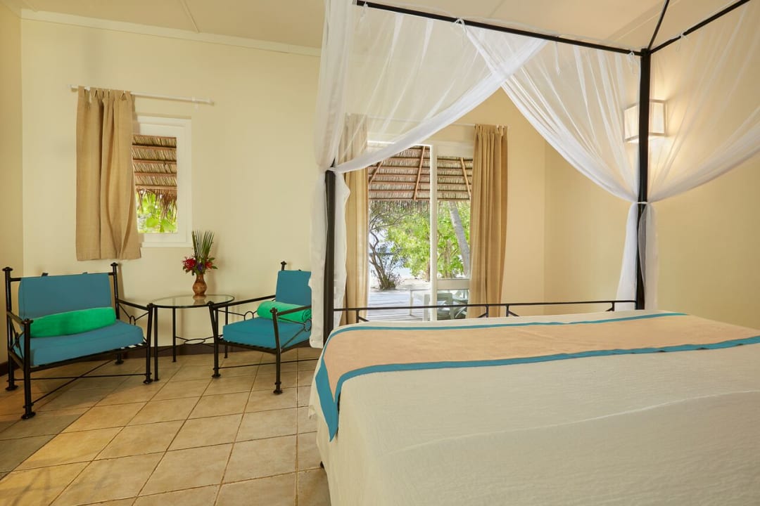 Zimmer Kuredu Island Resort & Spa