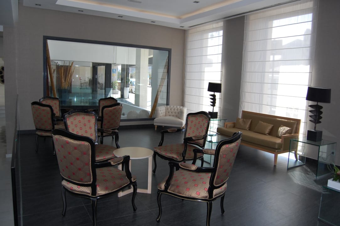 Lobby Hotel Vincci Selección Posada del Patio