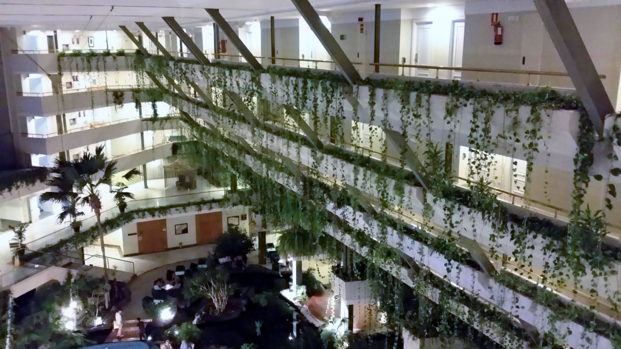 Überblick der Lobby Hotel Grand Teguise Playa
