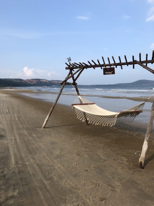 Strand Pandanus Resort