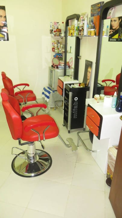 Friseur im Spa-Bereich Coral Hills Resorts & SPA