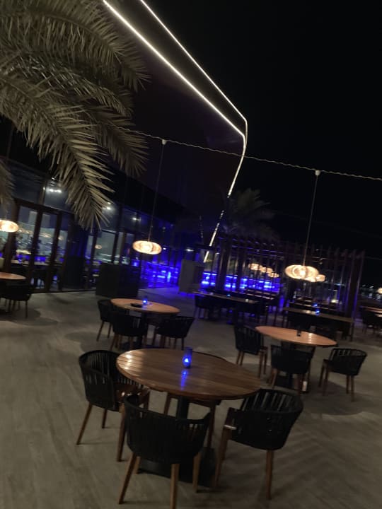 Gastro DoubleTree by Hilton Resort & Spa Marjan Island