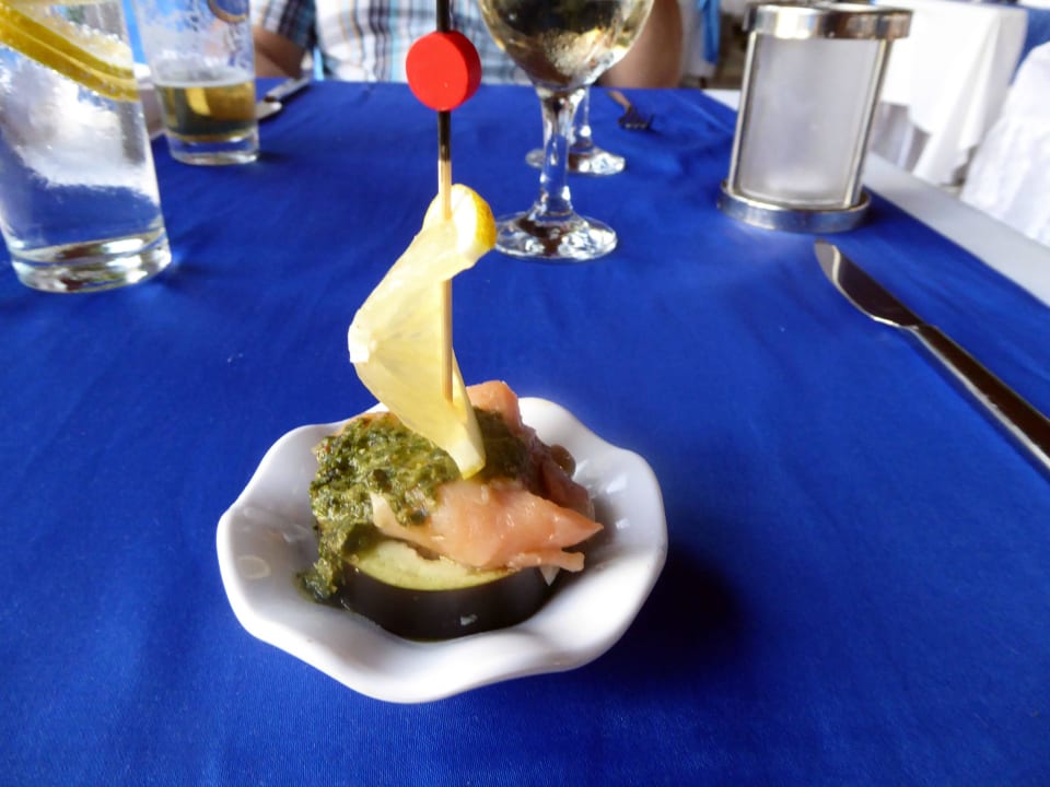 Eine Vorspeise beim Galadinner "Fisch" Adalya Ocean Deluxe